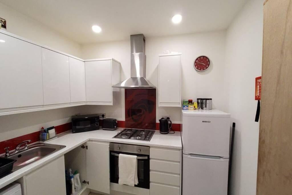 Leith Spectacular Apartment By Sensational Stay Short Lets & Serviced Accommodation With 6 Separate Beds & 2 Baths Εδιμβούργο Εξωτερικό φωτογραφία