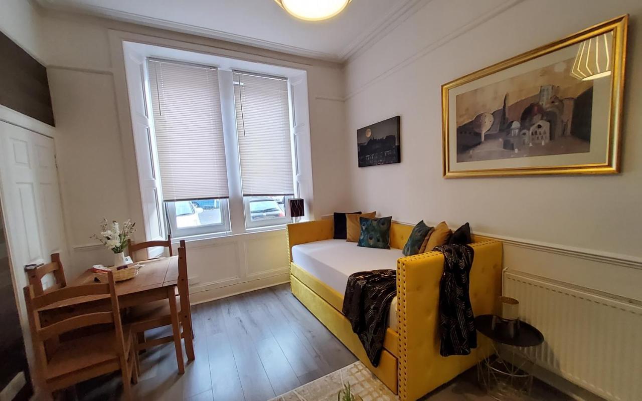 Leith Spectacular Apartment By Sensational Stay Short Lets & Serviced Accommodation With 6 Separate Beds & 2 Baths Εδιμβούργο Εξωτερικό φωτογραφία